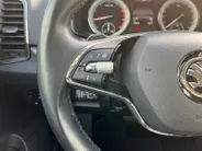 Škoda Karoq 1.5 TSI ACT Business Edition |Upgrade Business|Trekhaak| Stuur/Stoelverwarming| Comfort-pakket|12 maanden Bovag garantie|