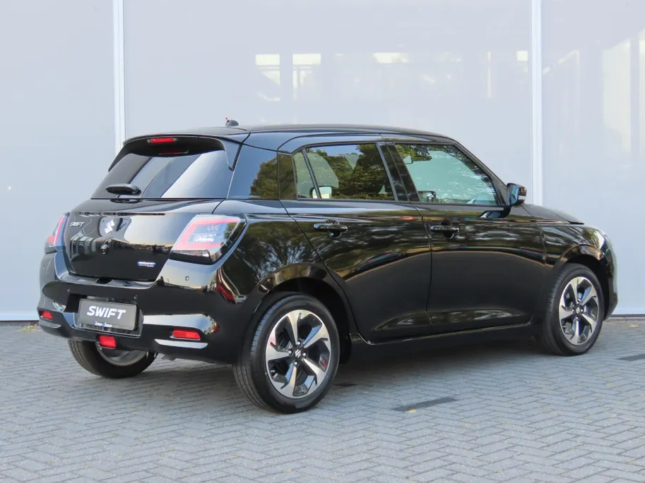 Suzuki Swift 1.2 Style | NU €2.200.- KORTING | Stoelverwarming | Climate Control | meerprijs kleur € 699,-