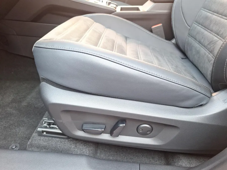 Mitsubishi Outlander 2.4 PHEV Limited Edition Zeer Complete uitvoering| 8 jaar garantie| Snel leverbaar | Totaalprijs op is op.
