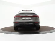 Audi Q8 Sportback e-tron 55 quattro S Edition 408pk / 115 kWh · SOH 93,2% · Panoramadak · Luchtvering · 360gr Camera ·  Head-Up display ·