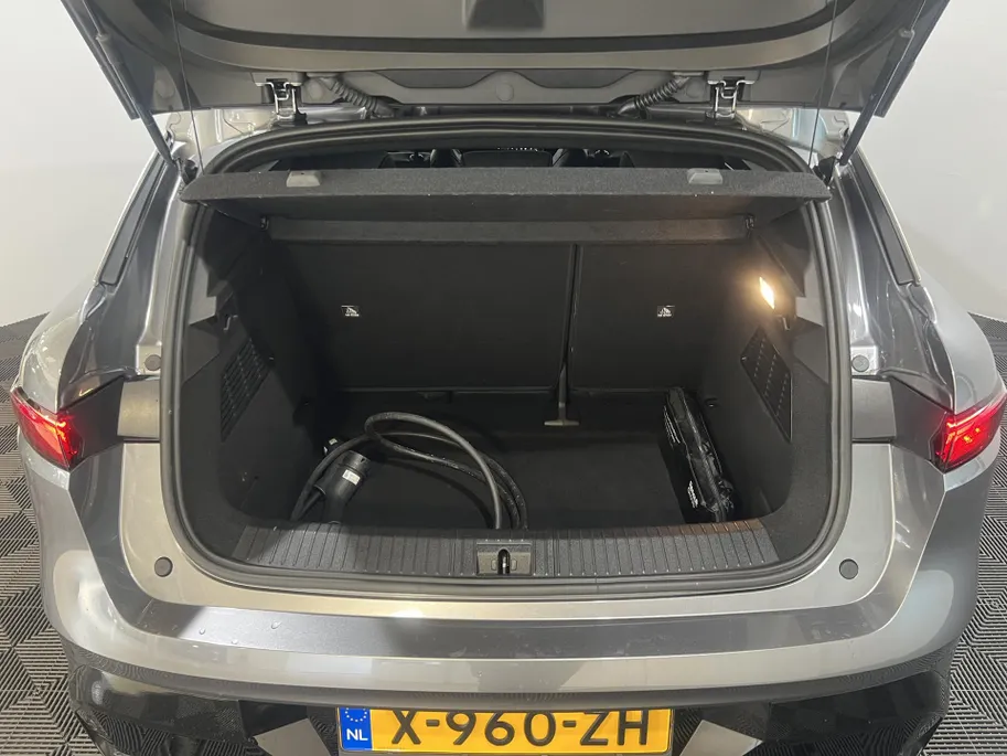 Renault Megane E-Tech 220PK EV60 Optimum Charge Techno Automaat | 360 Camera | Harman Kardon Audio | Binnenspiegel met Camera | Adaptive Cruise Control | Apple CarPlay/Android Auto | Navi | Climate Control |