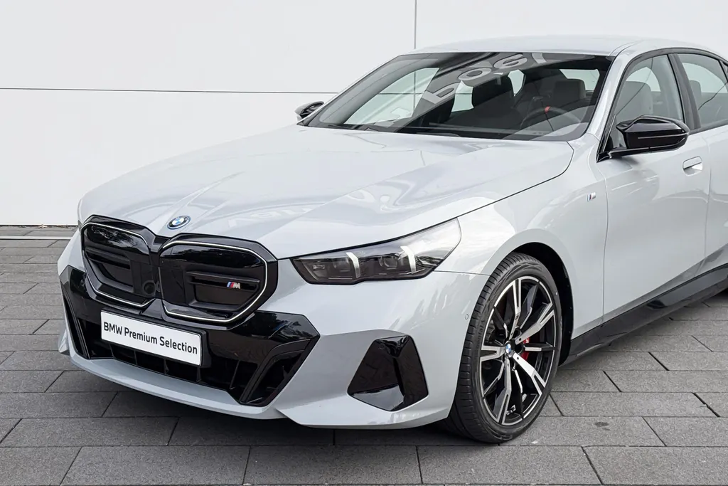 BMW i5 Sedan M60 xDrive 84 kWh