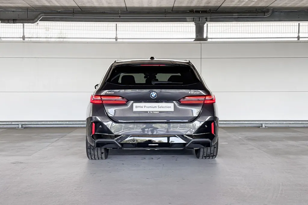 BMW 5 Serie Touring 550e xDrive M-Sport