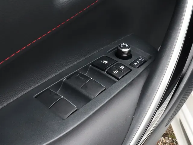 Toyota Corolla Touring Sports Hybrid 140 GR Sport | Blindspot | Parkeersensoren