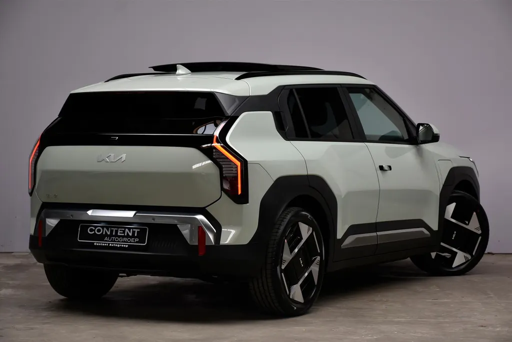 Kia EV3 58,3 kWh 204pk Plus Advanced