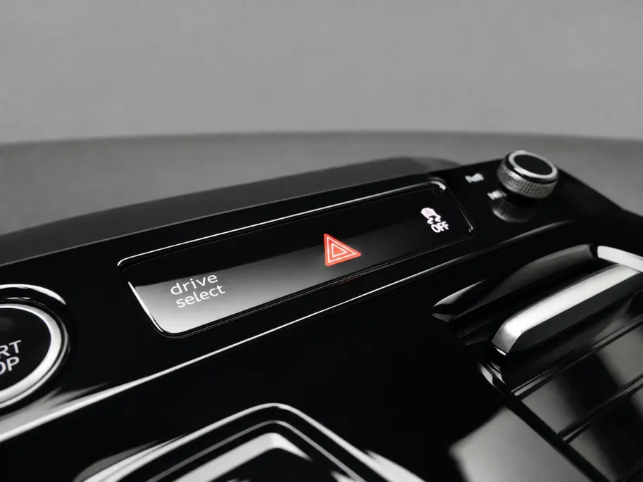 Audi A6 Sportback e-tron S-edition 83kWh/286PK · Adaptieve cruise control · Warmtepomp · 360°Camera · Garantie t/m 18-11-2027