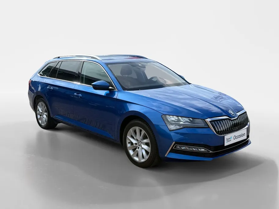 Škoda Superb Combi 1.4 TSI iV Business Edition Plus *Automaat*Navi+Camera*Parkeersensoren*Elekt. Stoelen*Lederen bekleding*Winter Pack*VOL OPTIES!
