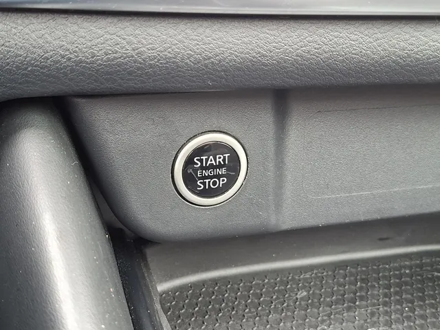 Nissan QASHQAI 1.3 MHEV Xtronic N-Connecta NAVI | PANO DAK | NL-auto | rijklaarprijs !!