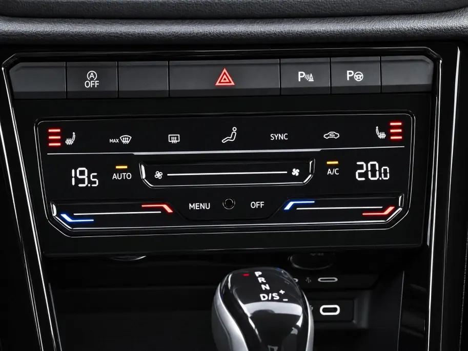 Volkswagen T-Roc 1.5 TSI 150pk DSG R-Line · Camera · Keyless · Dodehoeksensor · Stoelverwarming · ACC · Elek. Achterklep · 18'Velgen · Garantie t/m 19-02-2027