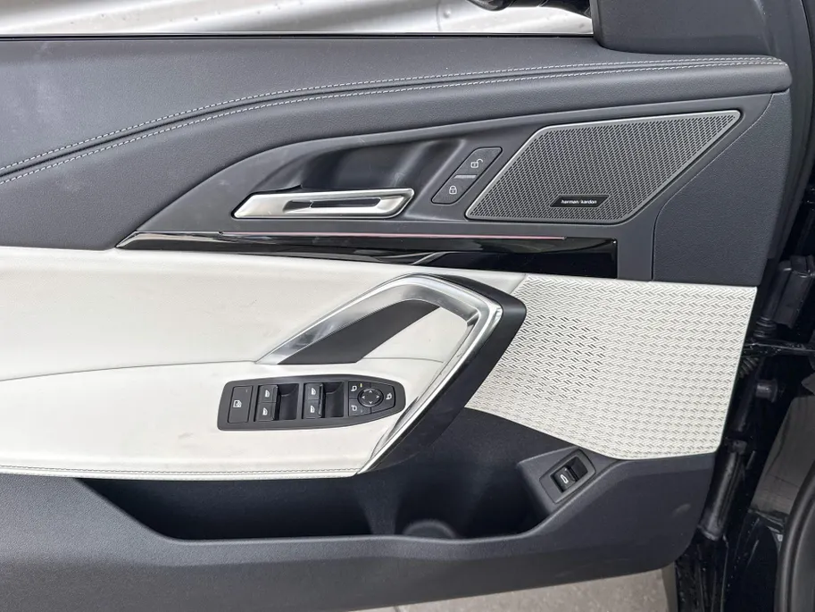 BMW iX1 eDrive20 67 kWh M Sport Edition