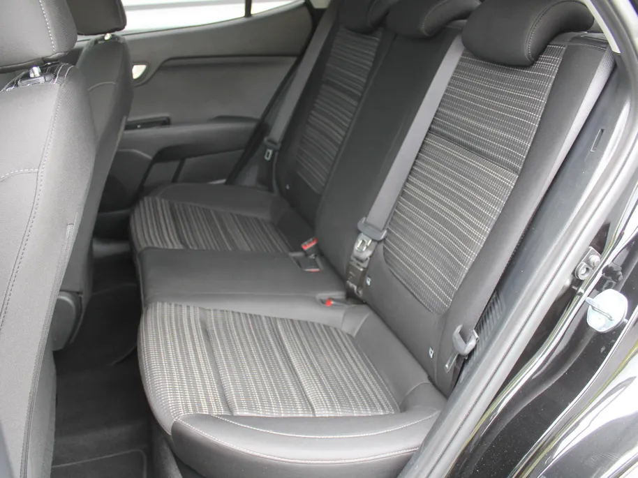 Kia Stonic 1.0 T-GDi MHEV DynamicPlusLine | Trekhaak | 15' LM | Clima | Cruise | Navi | Camera | LED | Keyless | 1e eigenaar |