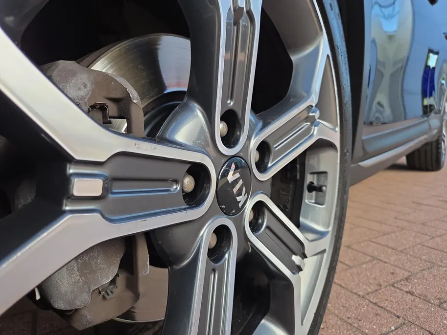 Kia XCeed 1.0 T-GDi DynamicLine | 1e Eigenaar | Dealer onderhouden | Carplay | camera | Navigatie | Cruise Control | LM Velgen 18' | 12 Maanden Bovag Garantie | NAP