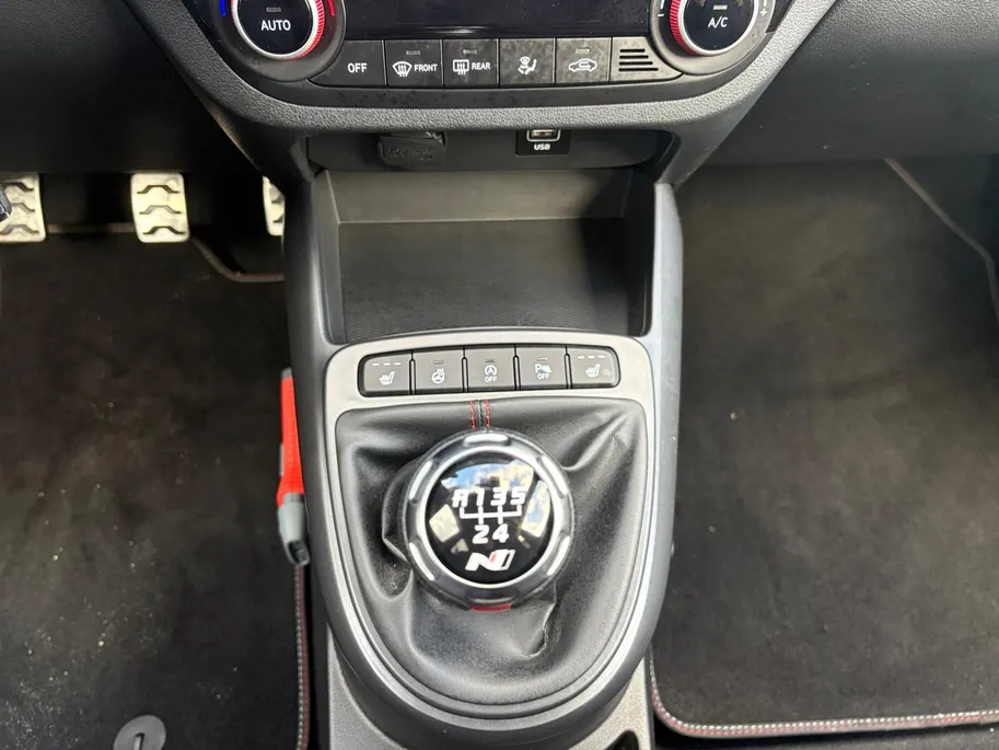 Hyundai i10 1.0 T-GDI N Line 5-zits | Carplay | Stoel/Stuurverwarming | Navi