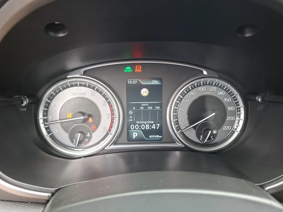 Suzuki Vitara 1.5 Hybrid Select Rhino Edition automaat | Hoge instap | Navigatie | Stoelverwarming | Adaptieve cruise control