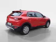 Kia Stonic 1.0i Turbo MHEV ComfortLine 100 PK | 1e Eigenaar | Airco | Bluetooth | Camera | Cruise control | Metallic lak | Fabrieksgarantie | NAP