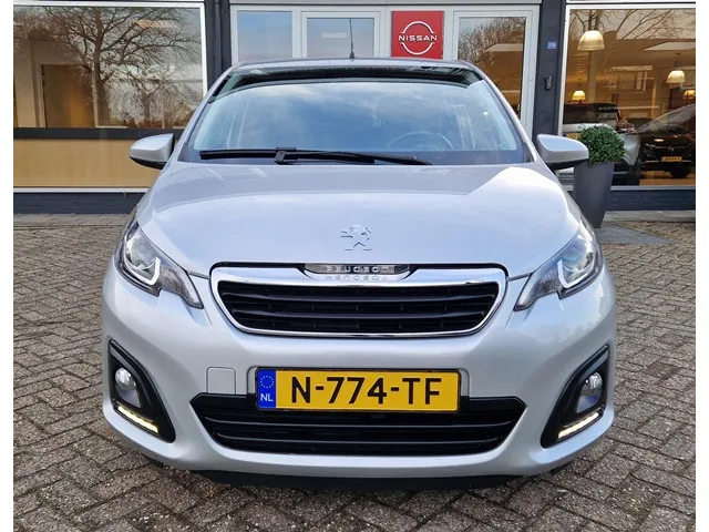 Peugeot 108 1.0 e-VTi 72pk 5Drs Active - Airco