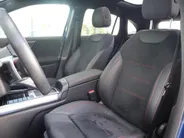 Mercedes-Benz GLA 250 e Star Edition AMG Line l Trekhaak l Keyless l Verwarmbare voorstoelen