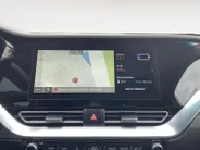 Kia e-Niro ExecutiveLine 64 kWh | SOH 100% | Warmtepomp | Navigatie | Adaptive cruise control | Climate control | Apple Carplay & Android Auto | Achteruitrijcamera | Stoel- stuurverwarming |