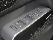 Kia EV2 GT-Line 61 kWh | Stuur-/stoelverwarming + ventilatie | 360 Camera | Schuifdak | Geheugenstoel | 19' LM | Dodehoek detectie | Telefoonlader |