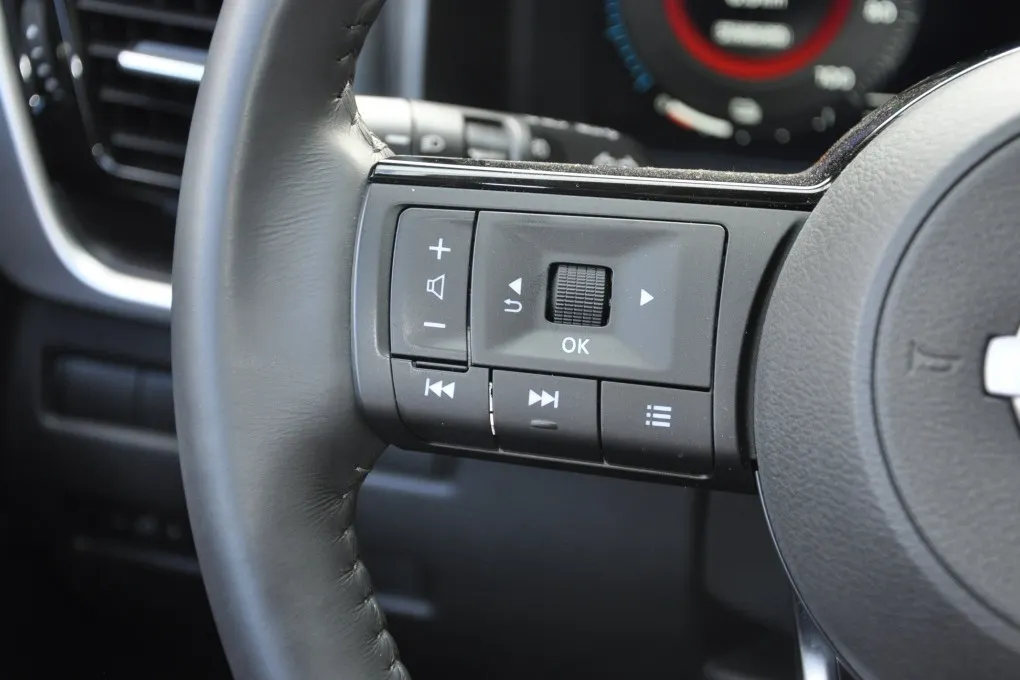 Nissan X-Trail 1.5 e-4ce Tekna. Plus. 4WD Head-Up Leer Schuifdak