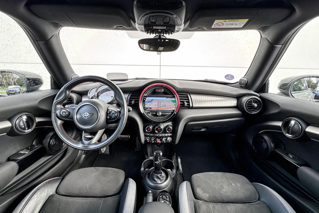 MINI Cooper 3-deurs Cooper 60 Years Edition