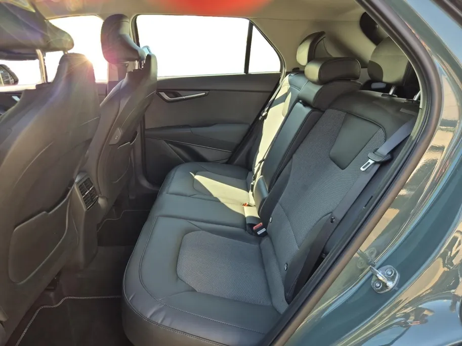 Kia Niro 1.6 GDi Hybrid DynamicLine | Cruise Control | Crimate Control | Camera | Navigatie | LM Velgen | Parkeersensoren |