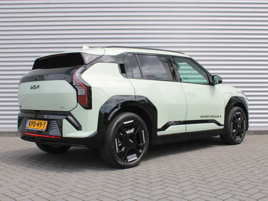 Kia EV3 GT-Line Business Edition 81.4 kWh | Stuur-/stoelverwarming | Camera | Dodehoek detectie | Elek. stoelverstelling | 19" LM | LED | Telefoonlader |