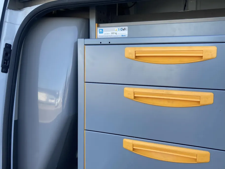 Ford Transit Custom 300 2.0 TDCI L1H2 Trend 130pk Automaat Store Van laadruimteinrichting - Speciale dak Imperiaal - 2x Schuifdeur - Trekhaak -Comfort Laadschot