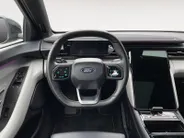 Ford Explorer Premium Extended Range RWD 77 kWh | Full Option | Black uitvoering | Trekhaak | Dealer onderhouden | AGR stoelen 12-wegs verstelbaar 21 inch wielen | Panoramadak | 1e eigenaar |