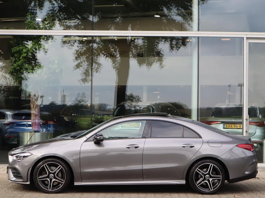 Mercedes-Benz CLA 200 Business Solution AMG
