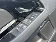 Land Rover Range Rover Evoque 1.5 P270e AWD | BTW | Garantie to 2029 | Panoramadak | Meridian