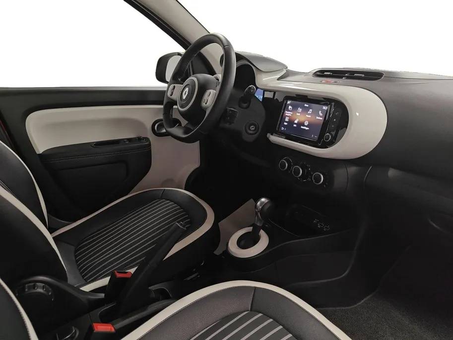 Renault Twingo 0.9 TCe Intens AUTOMAAT NAVI APPLE CARPLAY ANDROID AUTO LM VELGEN 5 DEURS ZEER LEUKE AUTO MET PAS 31000KM DEALER ONDERHOUDEN 1E EIGENAAR