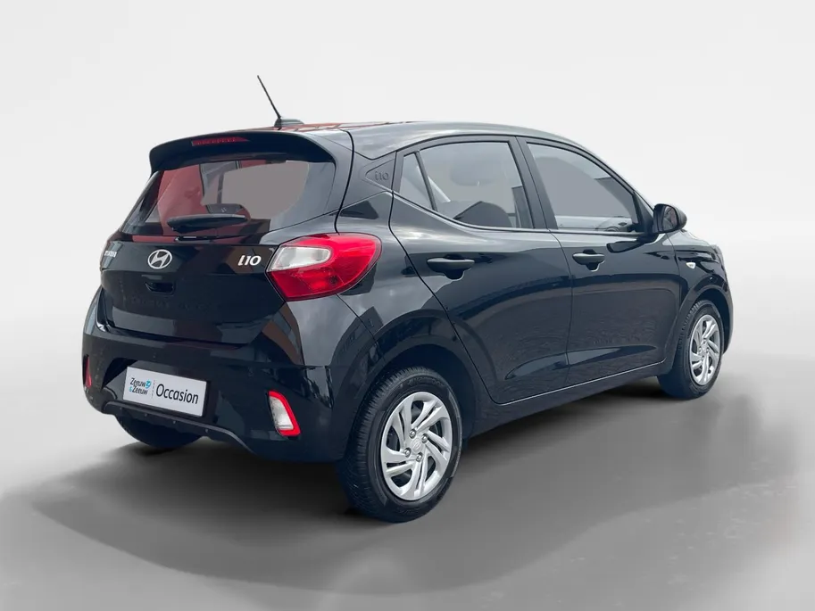 Hyundai i10 1.0 Comfort | Android auto/Carplay | Airco| Navigatie | All season banden | Achteruitrijcamera| Parkeersensoren achter| ZEER WEINIG KILOMETERS!