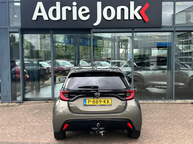 Mazda 2 Hybrid 1.5 Select AUTOMAAT | TREKHAAK | FULL HYBRID | A.CAMERA | HEAD-UP DISPLAY | STOEL- en STUURVERWARMING | APPLE CARPLY/ANDROID AUTO |