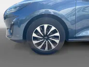 Ford Fiesta 1.0 EcoBoost Hybrid Titanium | Stoel/stuur en voorruitverwarming | Cruise control | Parkeersensoren |