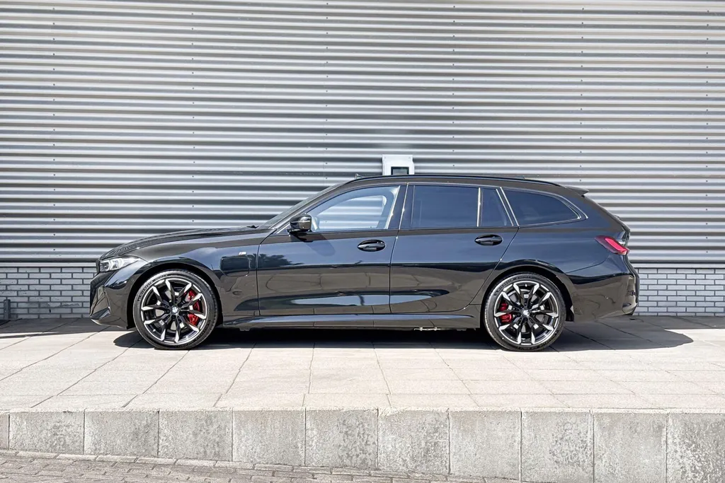 BMW 3 Serie Touring 330e xDrive