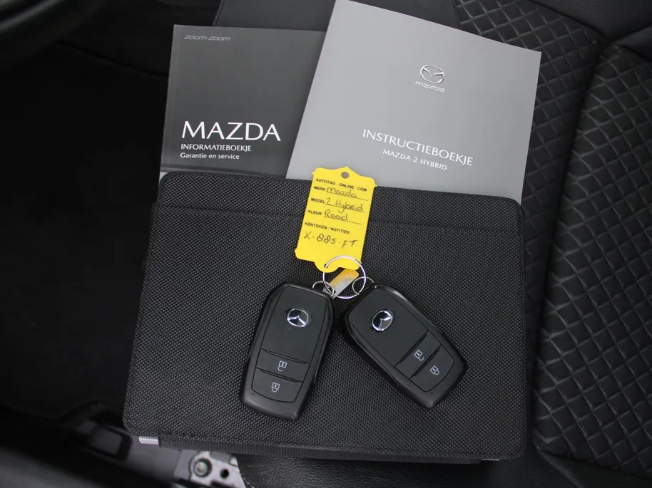 Mazda 2 Hybrid 1.5 Select | Camera | Navi | 16" LM | Panoramadak |