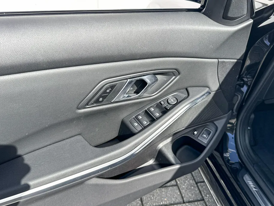 BMW 3 Serie Sedan 330e