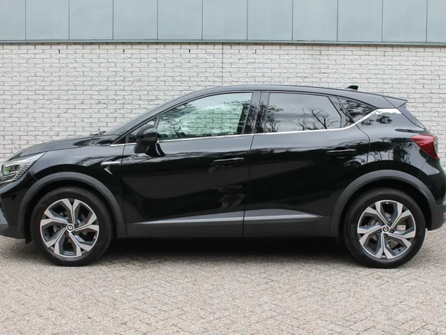 Renault Captur 1.3 TCe 140 EDC ( automaat ) R.S. Line | automaat | navigatie | grootscherm