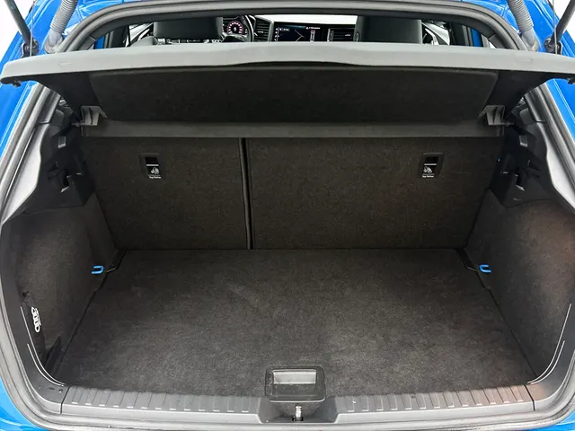 Audi A1 Sportback 30 TFSI S Line edition one | NAVI | STOELVERWARMING | CLIMAT CONTROL | PARKEER SENSOREN V+A