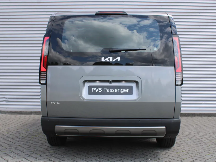 Kia PV5 Passenger Plus 71.2 kWh | Nieuw | Actieradius tot 412 km (WLTP) | Tot € 3.000 inruilvoordeel bij aanschaf | Uit voorraad leverbaar |