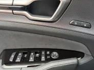 Kia Sportage 1.6 T-GDi Hybrid GT-PlusLine | Zeer nette auto | Open dak | Stoelverwarming & koeling | Dodehoekdetectie | Harman Kardon audio | Fabrieksgarantie t/m 7-2032 | NAP