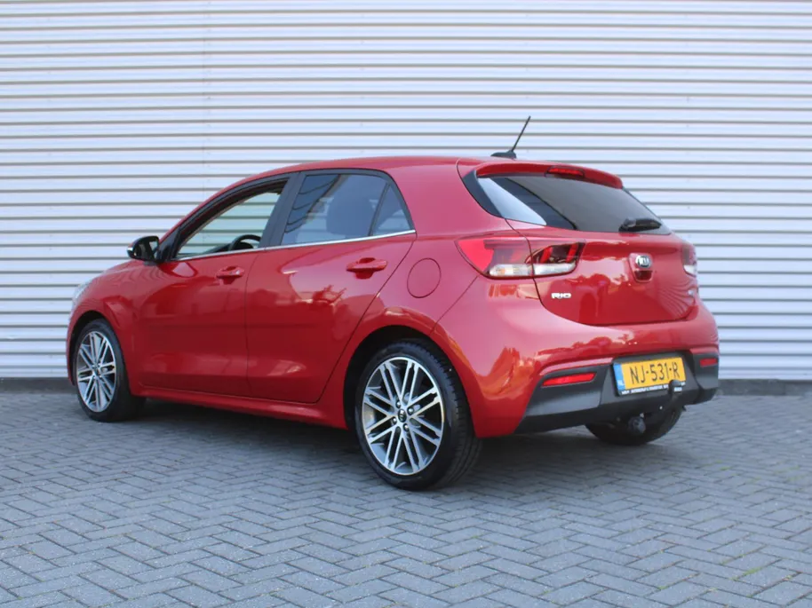 Kia Rio 1.0 TGDI ExecutiveLine | Trekhaak | Stuur-/stoelverwarming | Camera | Skai leer | 17' LM | Carplay | All seasons | Clima | Navi | Cruise |