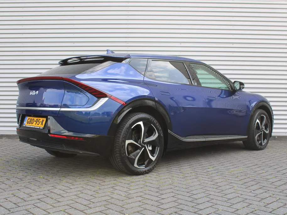 Kia EV6 Edition Advanced 77.4 kWh | Stuur-/stoelverwarming | BTW | Camera | Cruise adapt. | Elektr. achterklep + stoelbediening | 20' LM | 17% bijtelling |