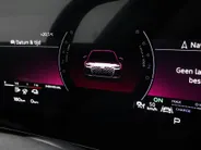 Audi A6 Avant 2.0 367pk S-tronic e-hybrid Quattro S edition Comp · 360 Camera · Wegklapbare Trekhaak · Elek. Voorstoel · Elek. Achterklep · 20'' Inch · Garantie t/m 11-12-2030 of 100.000km