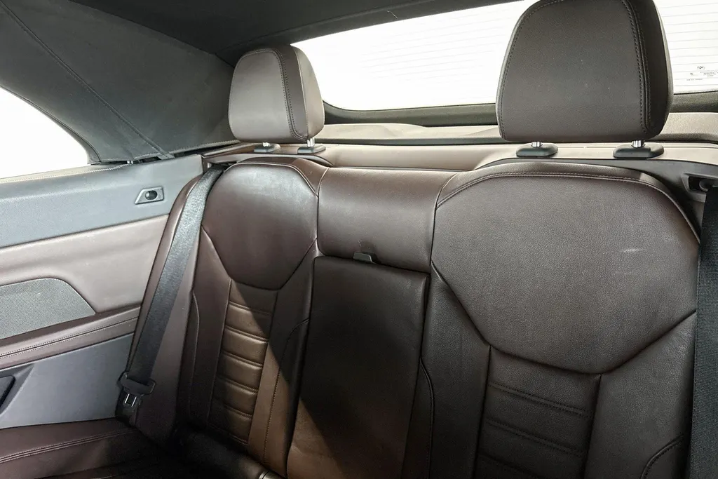 BMW 4 Serie Cabrio 420i High Executive M Sportpakket