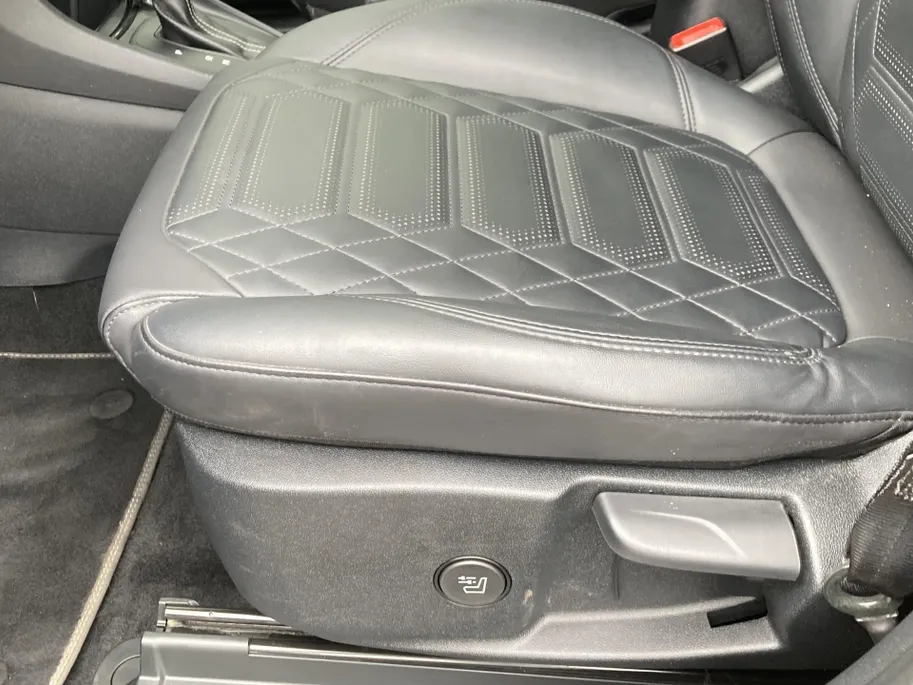 Ford Puma 1.0 EcoBoost Hybrid 155pk Automaat ST-line Vignale Lederen bekleding - B&O - massagestoelen - Navi - Winter Pack