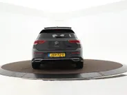 Volkswagen Golf 1.4 245pk DSG eHybrid GTE · Panoramadak · Camera · Apple/Android Car Play · Stoelverwarming · Navigatie · P-Sensoren · Park Assist · 19'' Inch ·