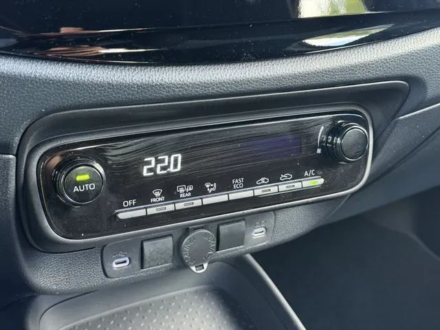 Toyota Aygo X Hybrid 115 play | Apple Car-Play | Adap cruise