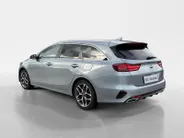 Kia Ceed Sportswagon 1.0 T-GDi GT-Line Business Edition | *1E EIGENAAR | FABRIEKSGARANTIE | APPLE CARPLAY/ ANDROID AUTO | JBL SOUND | STOF/LEDER | NAVI | CAMERA | LMV | ETC…